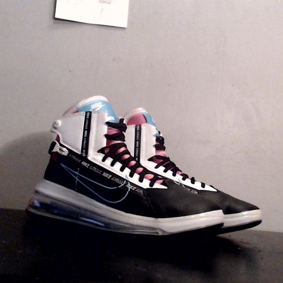 COPY - NIKE AIR MAX 720 SATURN SOUTH BEACH SIZE 9.5 - Picture 1 of 8